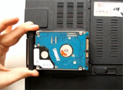 Как поменять жесткий диск в ноутбуке